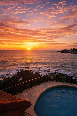 Pool - Kai Lani | Luxury Oceanfront Estate on the Kona Coast (Kailua-Kona)