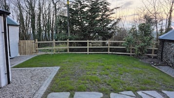 Cottage | Property grounds