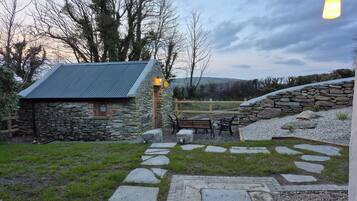 Cottage | Terrace/patio