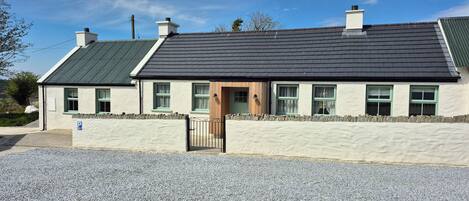 Cottage | Exterior