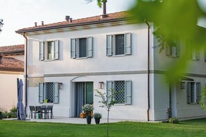 Exterior - Saranto (Carpi)