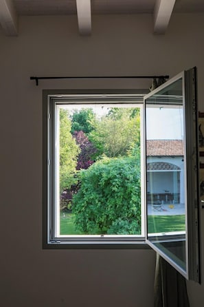 Room, 1 Double Bed, Private Bathroom | WiFi (free)