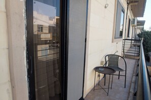 Leilighet, balkong, byutsikt | Terrasse/patio