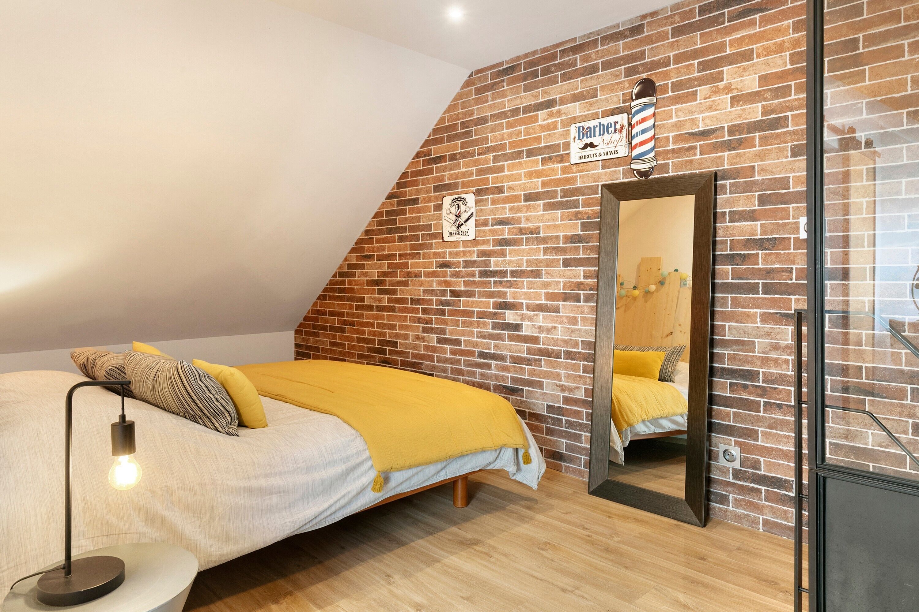 1 quarto, ferros/tábuas de passar roupa, Wi-Fi, roupa de cama