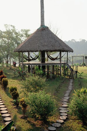 Courtyard - CHUNCHO LODGE (Tambopata)