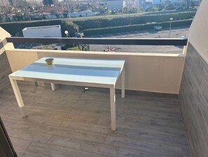 Property grounds - 4-person apartment (Le Grau-du-Roi)