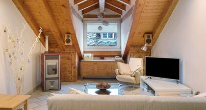 Appartement « Il Nido » avec vue sur la montagne, Wi-Fi et climatisation