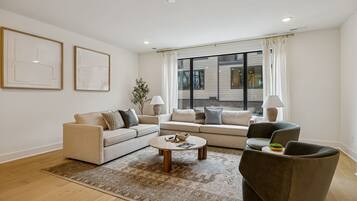 TV, fireplace, offices