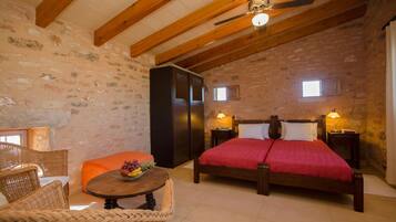 2 chambres, fer et planche Ă repasser, Wi-Fi, draps fournis