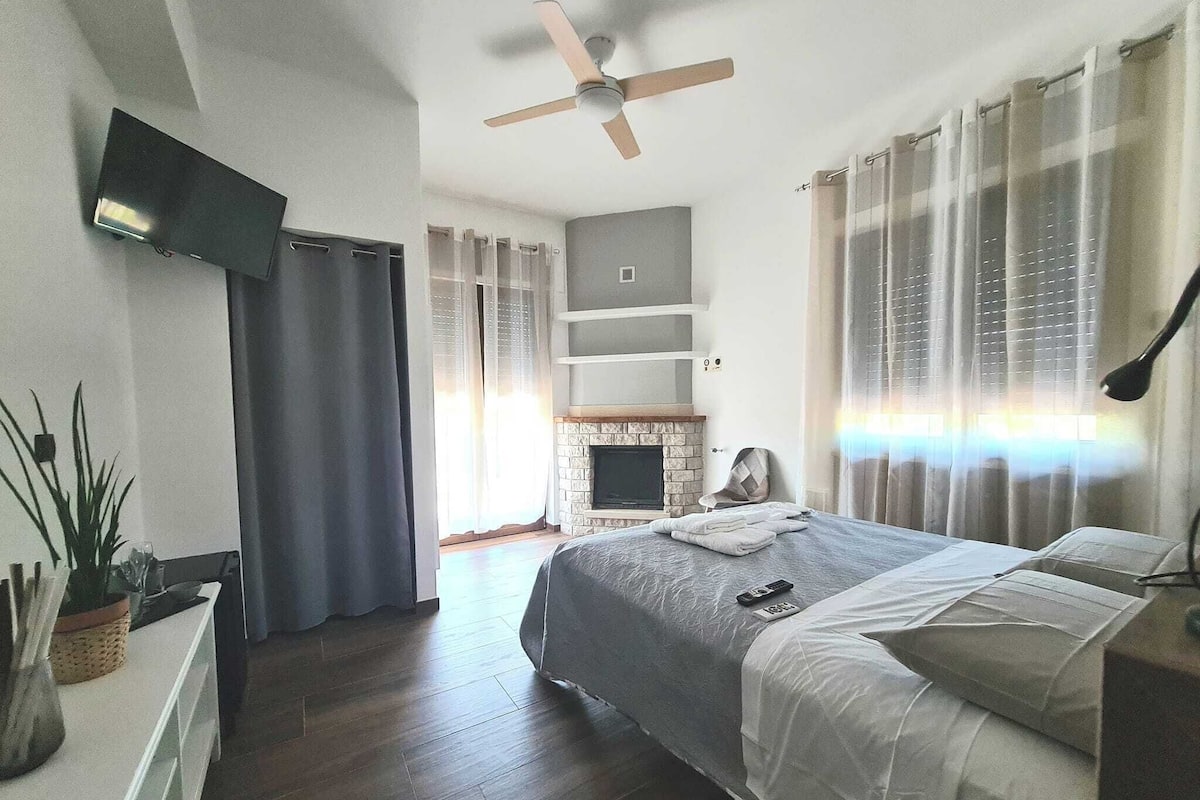 Deluxe Quadruple Room, Mountain View