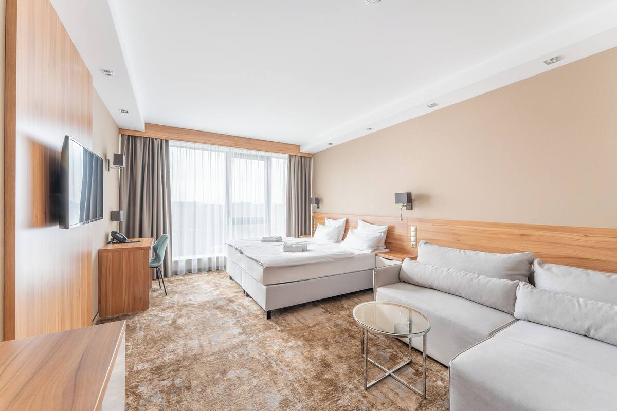 Superior Double Room | Meja, ruang kerja komputer riba, katil bayi/kot (surcaj), Wi-fi percuma 