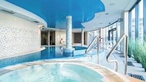 Indoor pool, sun loungers - Blue&Green Baltic Hotel MediSPA&fit (Kołobrzeg)