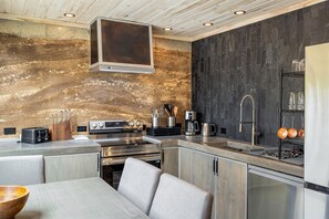 Frigorífic, forn, placa de cuina i rentaplats 