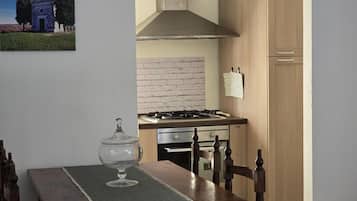 Kühlschrank, Ofen, Herdplatte, Geschirrspüler