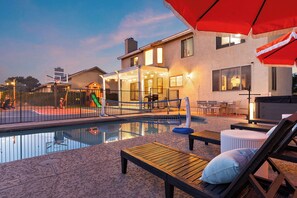 Pool - AZ Game House | Sport Court - Golf - Pool - Games (Peoria)