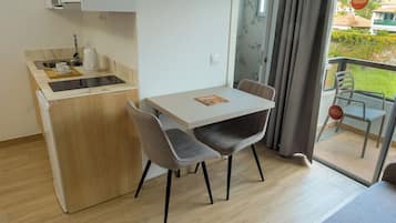 ثلاجة، ميكروويف