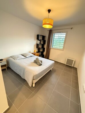 1 bedroom, iron/ironing board, WiFi, bed sheets - Modern apartment in Castelnau-le-Lez (Castelnau-le-Lez)