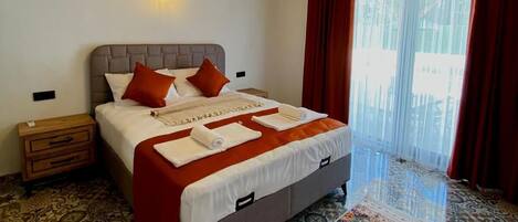 2 makuuhuonetta, silitysrauta/-lauta, Wi-Fi, vuodevaatteet