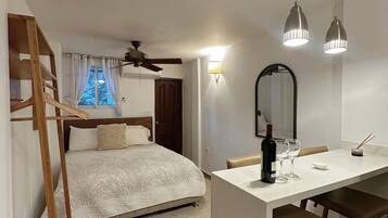 1 habitación, wifi gratis y ropa de cama