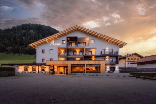 Room 'Murrer Suite 308' with Mountain View, Shared Garden and Wi-Fi