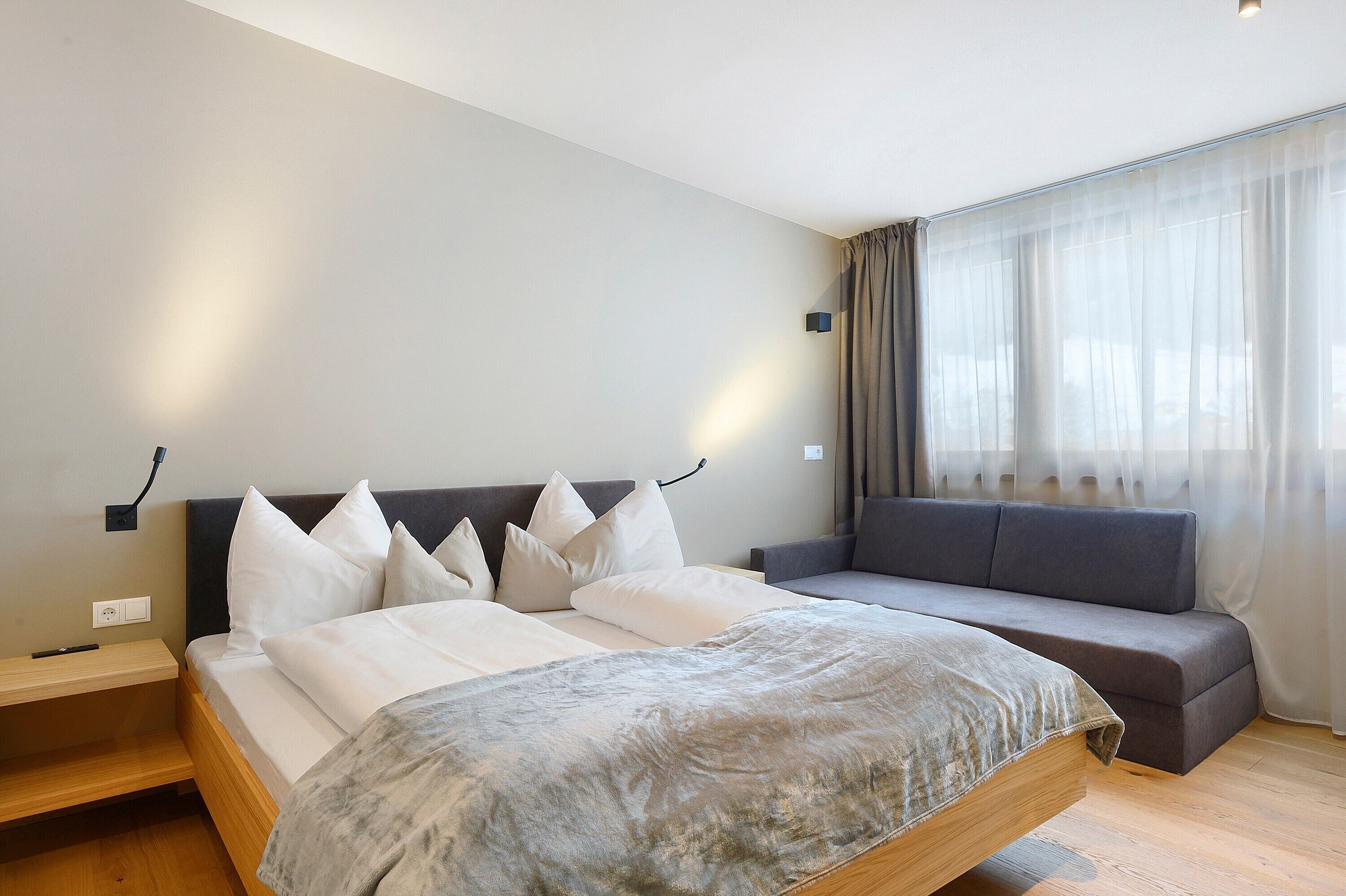 2 bedrooms, WiFi, bed sheets