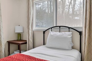 3 chambres, bureau, Wi-Fi, draps fournis