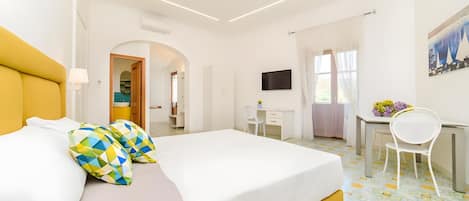 1 habitación, wifi y ropa de cama