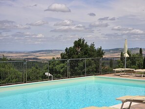 Pool - Villetta Pia overlooking Val d'Orcia (Radicofani)