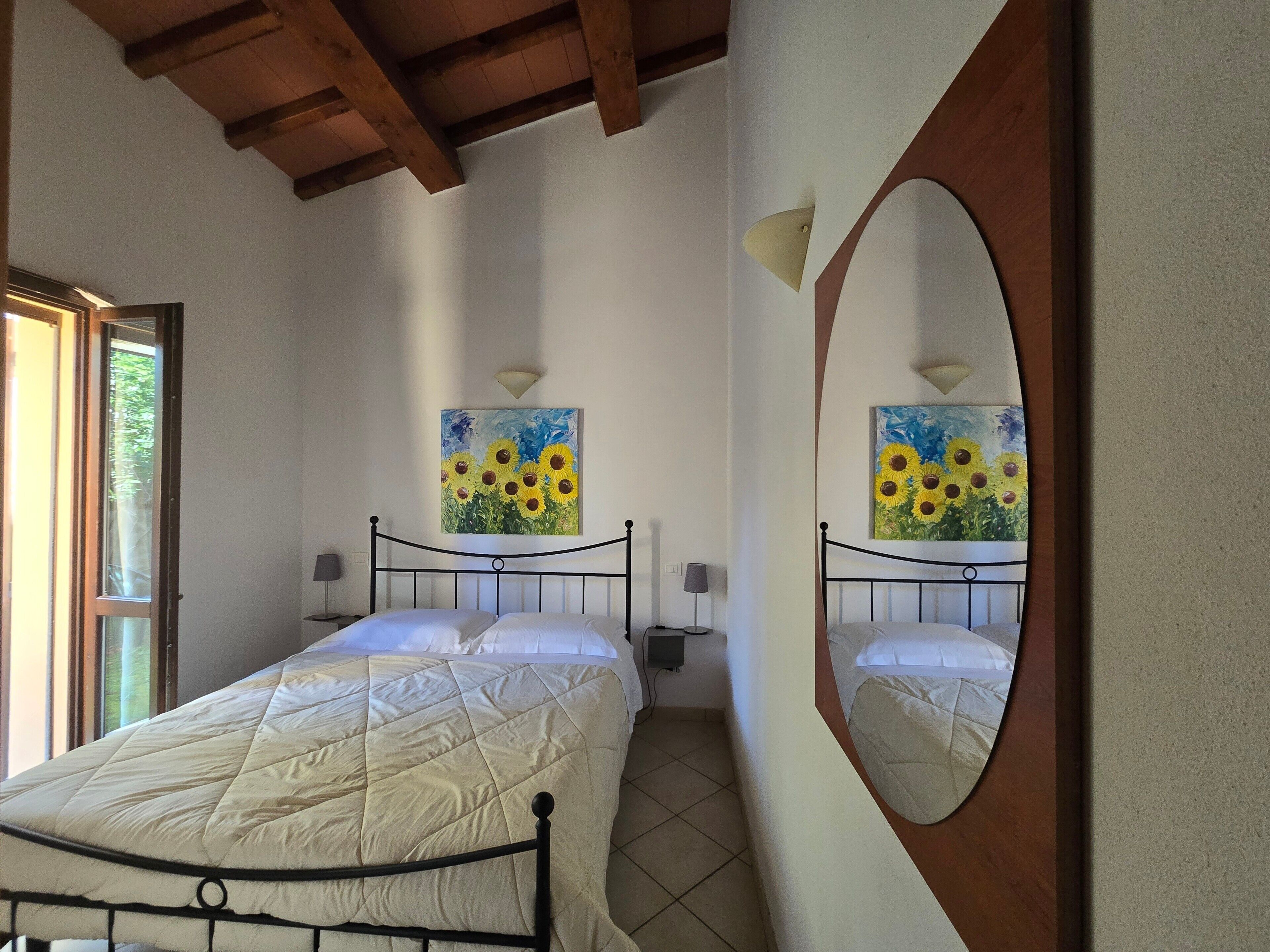 2 chambres, fer et planche à repasser, Wi-Fi, draps fournis