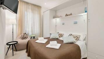 2 Schlafzimmer, Bügeleisen/Bügelbrett