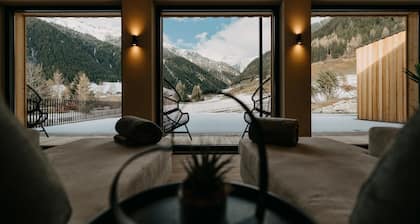 Hotel Murrer Double Room 302 with Mountain View, Spa and Wellness Area
