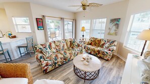 TV - Pet Friendly, Remodeled Sandpiper Cove 9222 (Destin)