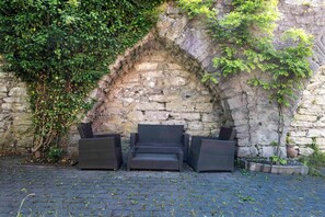 Terrace/patio - Cozy apartment right next the the city wall (Visby)