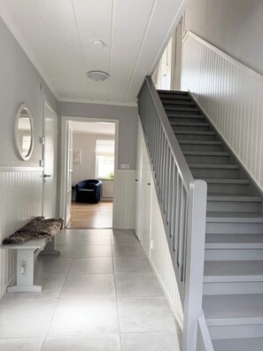 Interior - Large 4 bedroom Villa with beautiful garden (Visby)
