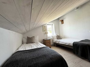 3 sovrum, strykjärn/strykbräda, wi-fi och sängkläder