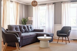 Living area - Central located apartment in middle of Visby (Visby)