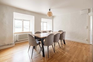 Dining - Central located apartment in middle of Visby (Visby)