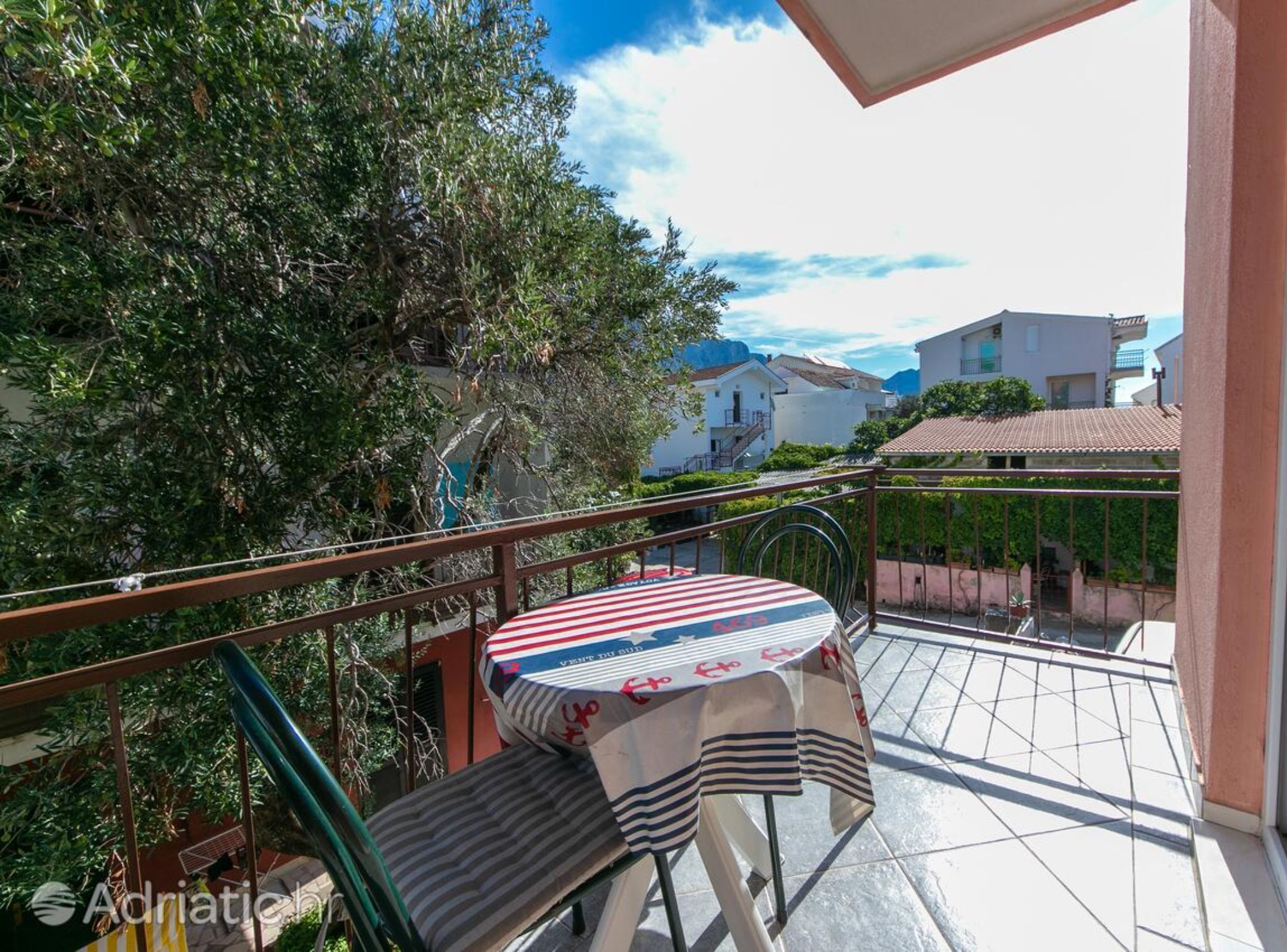 Apartment (Two Bedroom Apartment with Balcony (A) | Dining room