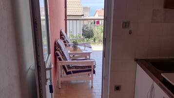 Studio (Studio Apartment with Terrace and Sea) | Balcony