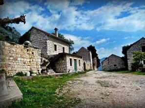 Studio (Studio Apartment with Terrace and Sea) | Aerial view - Apartments Filip & Miroslav (Gradac)