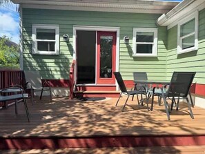 Outdoor dining - Walk to Nights of Lights, parking included! (St. Augustine)