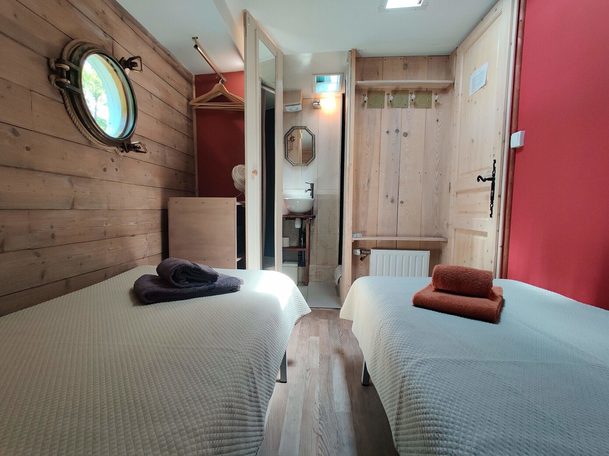 6 Schlafzimmer, Bettwäsche