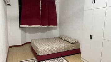 Fer et planche Ă repasser, Wi-Fi, draps fournis