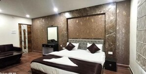 Double Room | Free WiFi - HOTEL VIJAYA GRAND  (Patna)