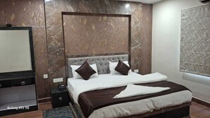 Premium Room | Free WiFi - HOTEL VIJAYA GRAND  (Patna)
