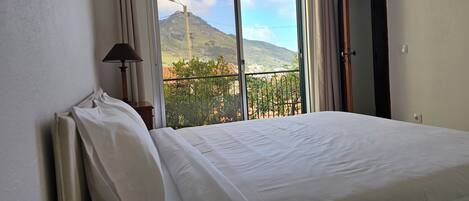 1 soverom, strykejern/-brett, wi-fi og sengetøy