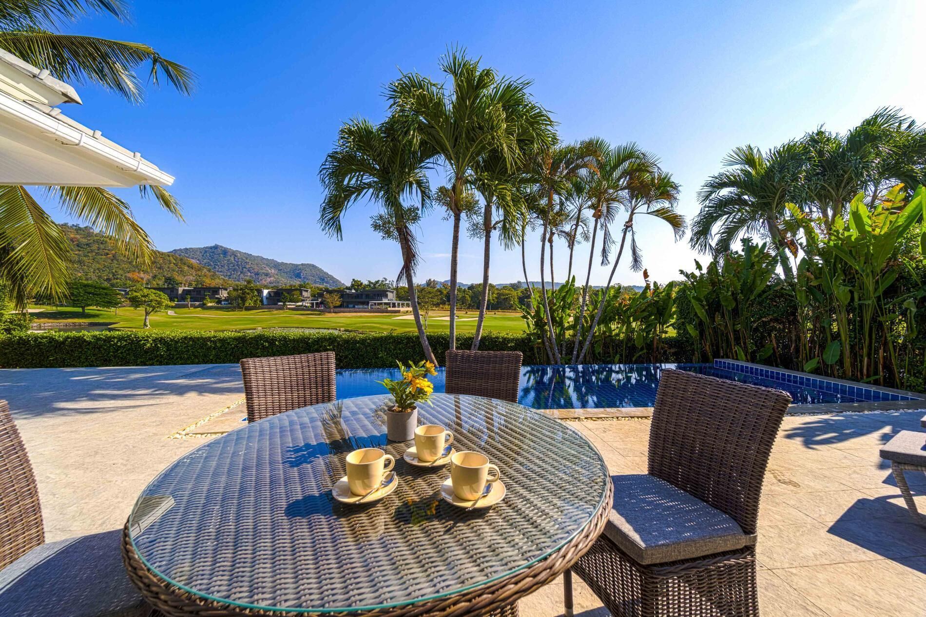 Villa, 3 habitaciones, patio, vista al jardín | Plano