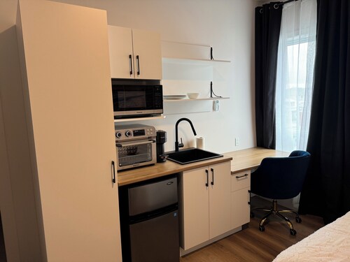 Charming loft in the heart of downtown (loft #3)