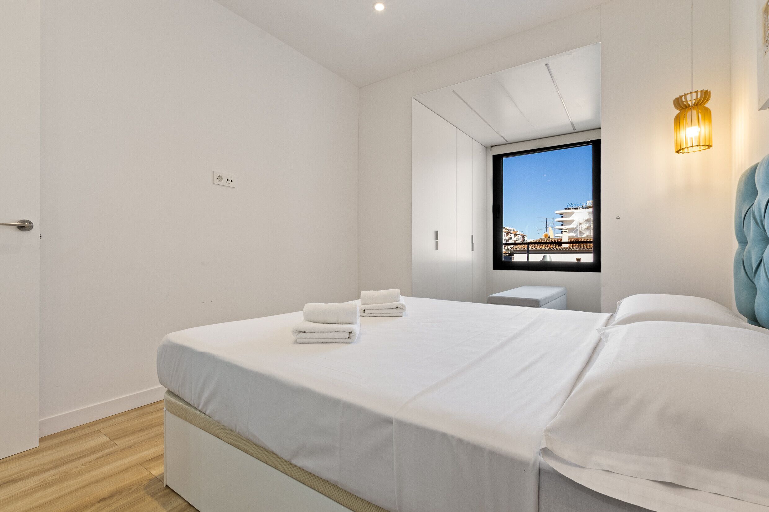 1 chambre, fer et planche à repasser, lit parapluie, Wi-Fi gratuit