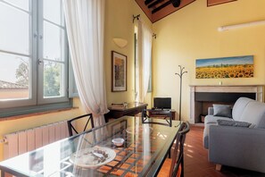 Living area - Standard Apartment Borgo di Matraia (Matraia)